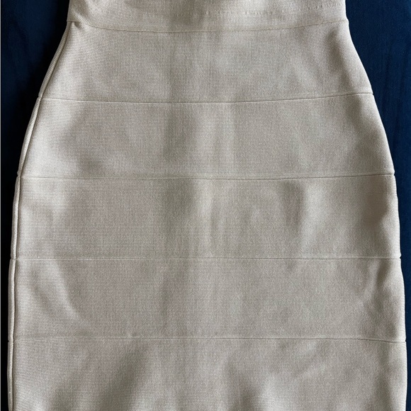 Herve Leger bandage Cream Mini Skirt - Picture 1 of 4